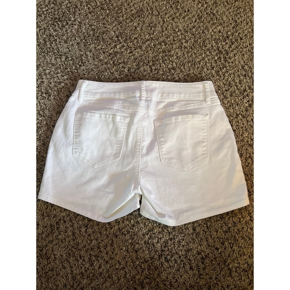 Apt 9 women's white jean shorts size 6 - Picture 6 of 6
